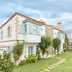 Deniz Kabugu Hotel