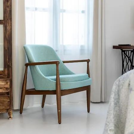 Deniz Kabugu Hotell 2*