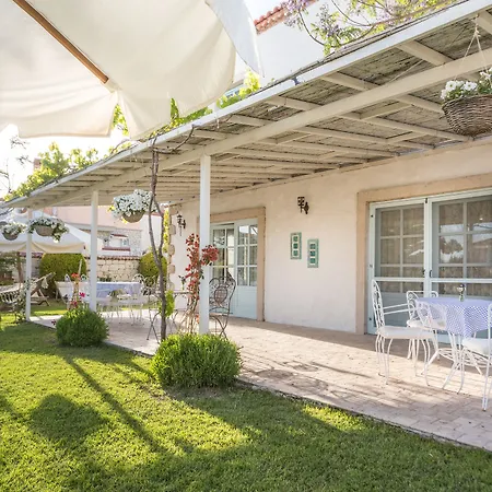 Deniz Kabugu Alaçatı