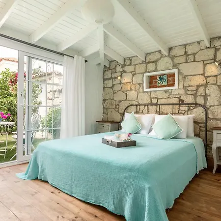 Deniz Kabugu 2* Alacati
